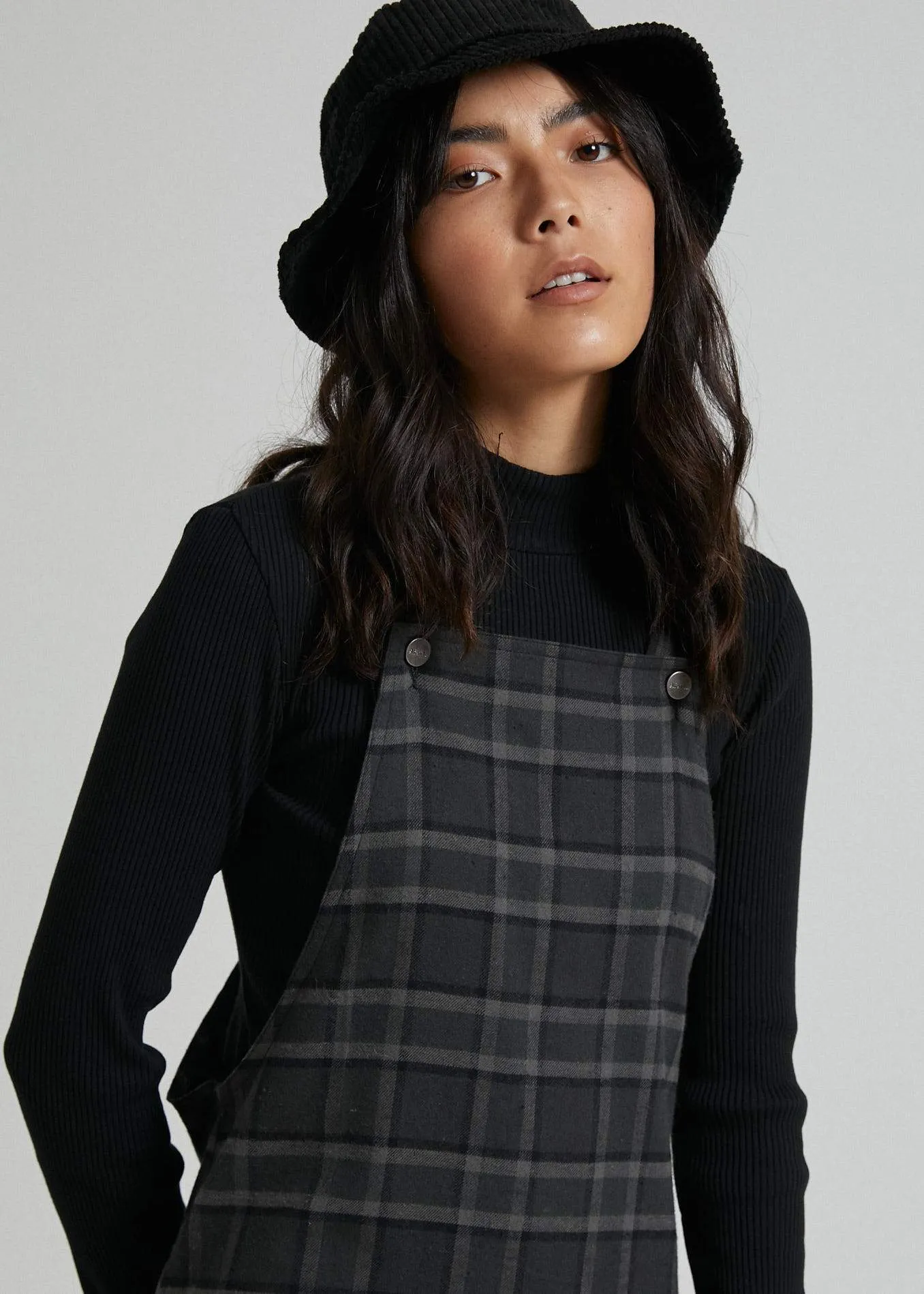 Afends Womens Alice - Hemp Check Pinafore - Gunmetal