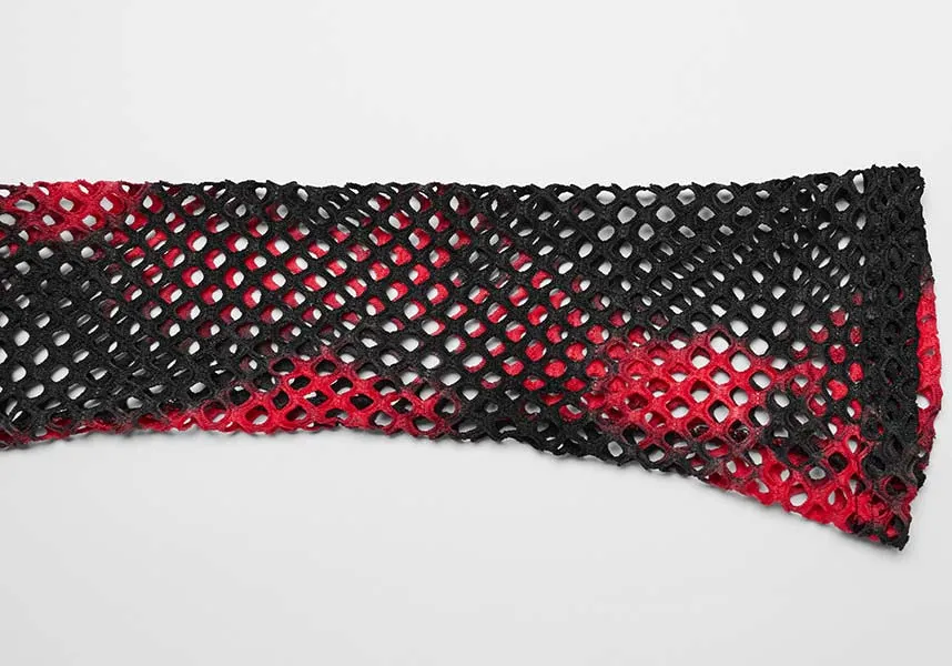 Badriyah Fishnet [Black/Red] | CROP TOP*