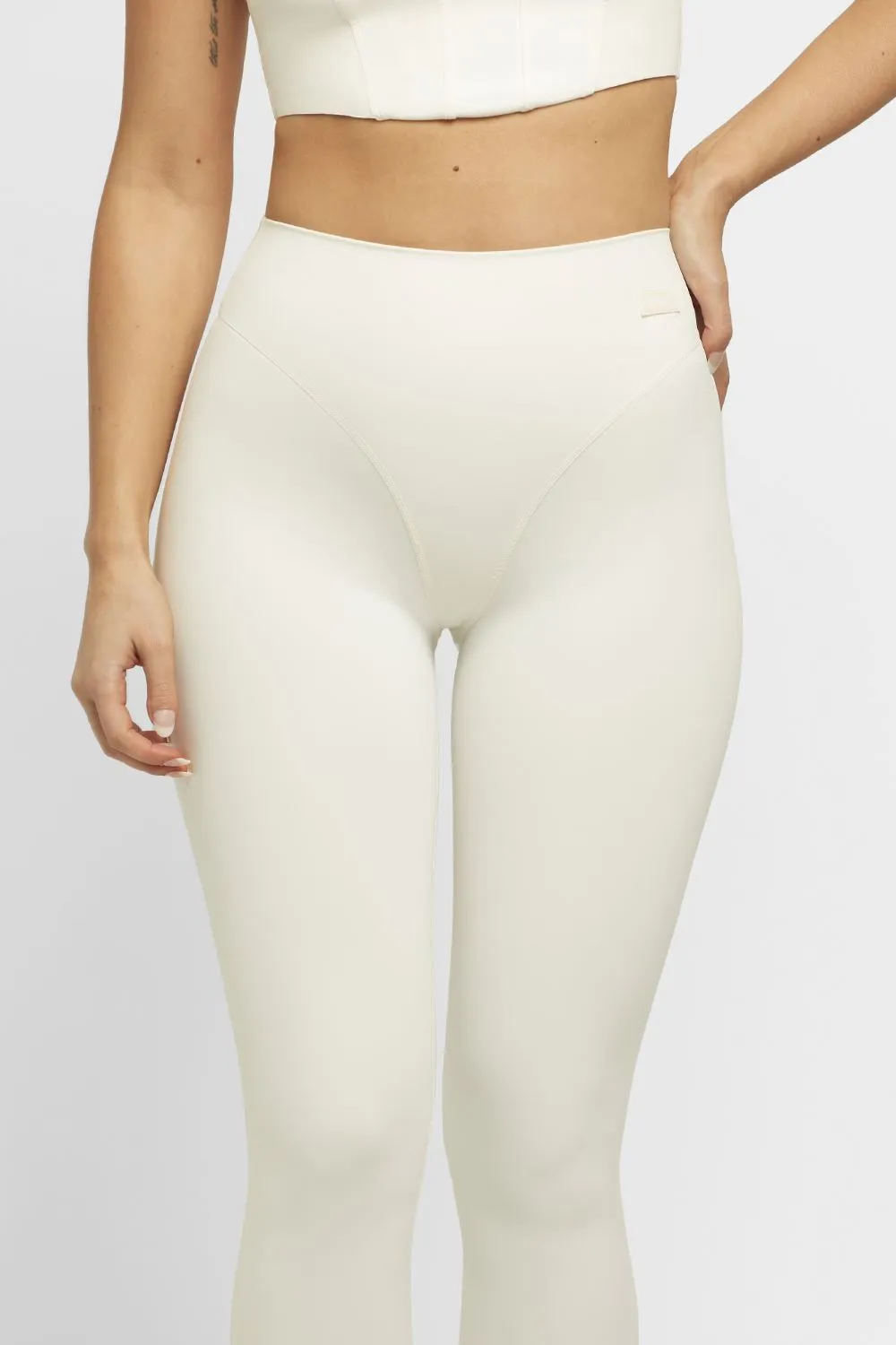 Body Butter™ Contour Leggings