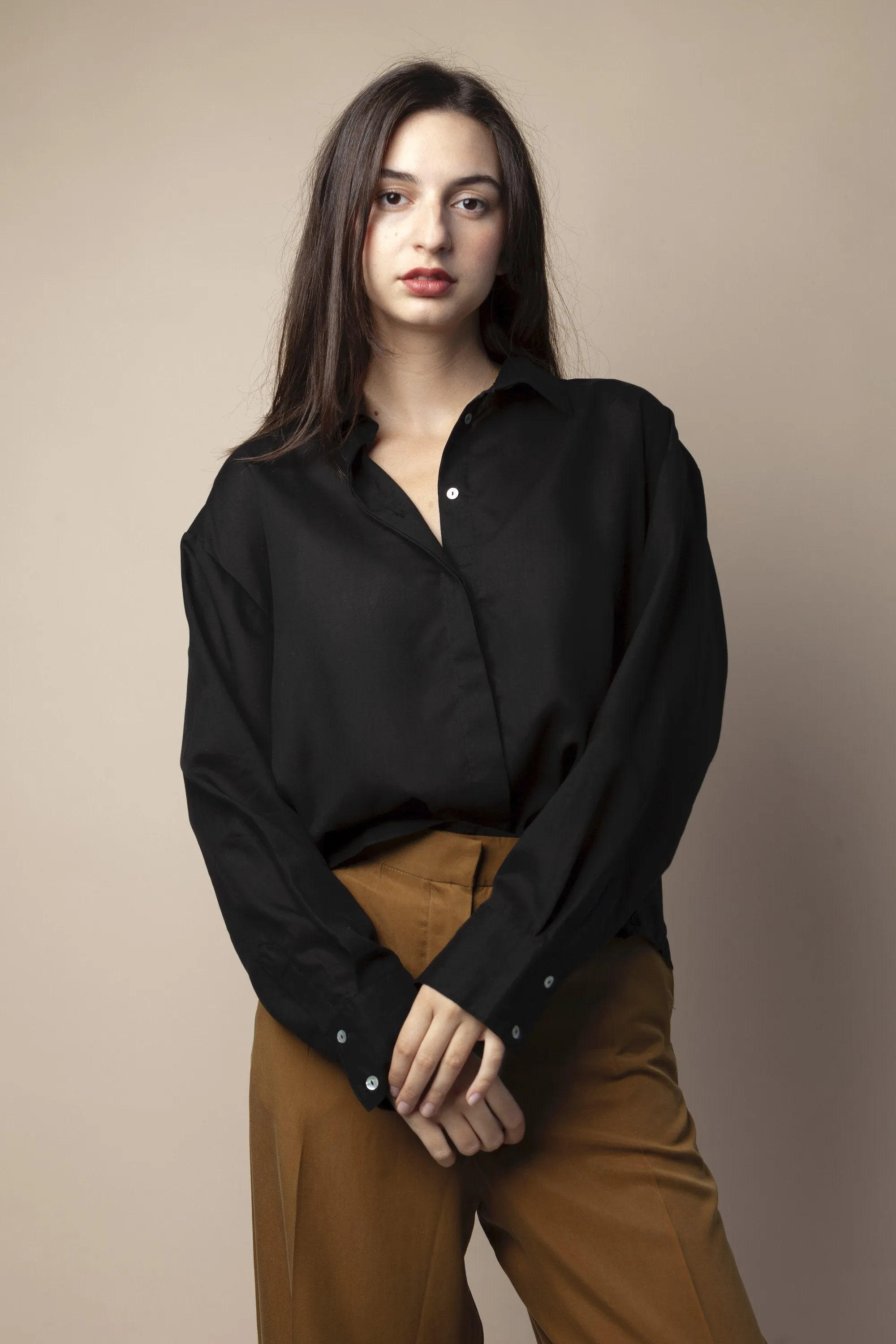 damla shirt black